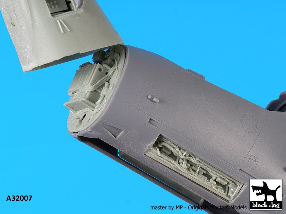 Blackdog A32007 1:32 Douglas A-4E Skyhawk radar + electronic