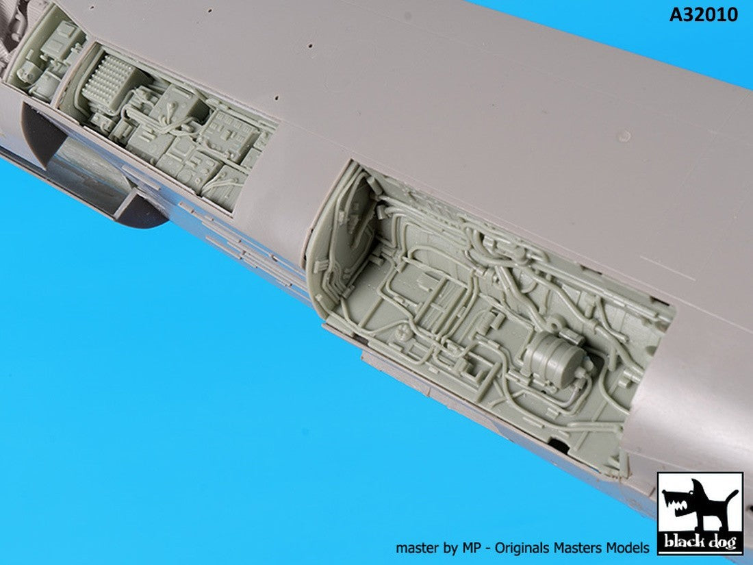 Blackdog A32010 1:32 LTV A-7D/A-7E Corsair II radar + electronics+wheel bays
