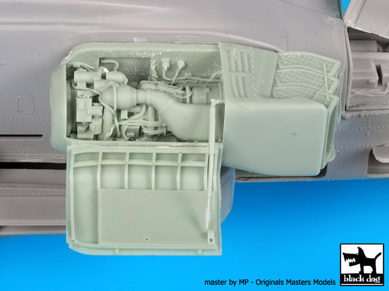 Blackdog A48042 1:48 Boeing/Hughes AH-64D Engine