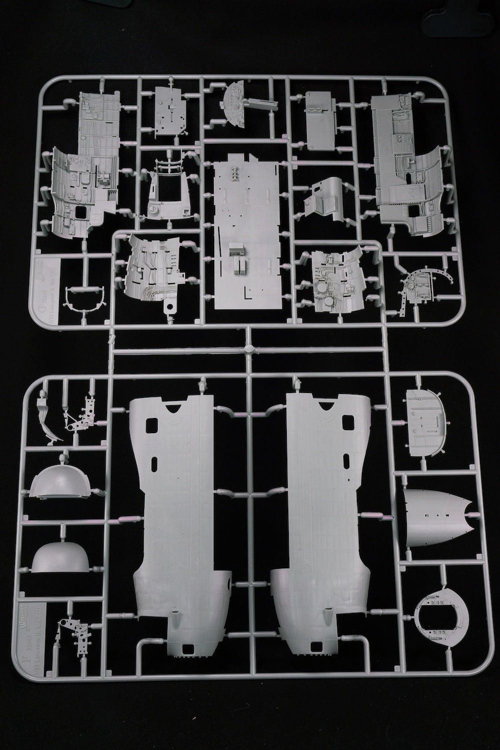 Border Model BF-011 1:32 Avro Lancaster B.Mk.III ' Dambuster Version