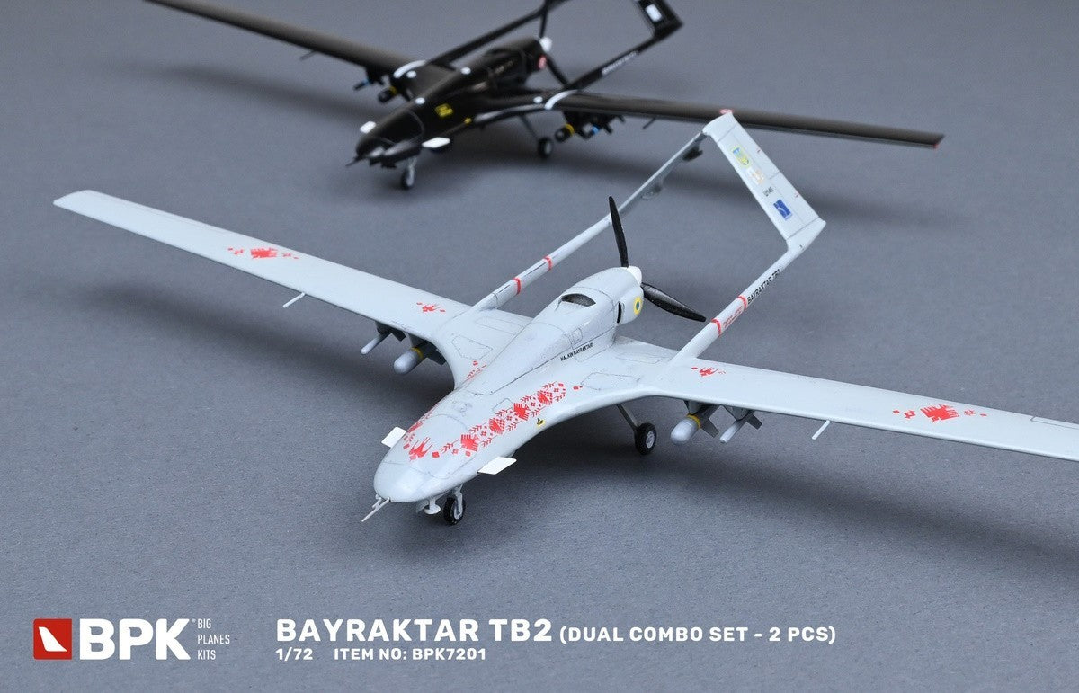 Big Planes Kits BPK7230 1:72 Bayraktar TB2 Dual Combo Set