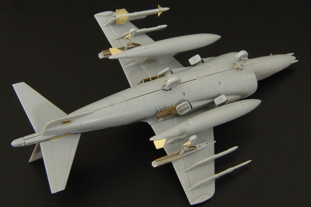 Brengun BRL144034 1:144 Bae Harrier GR.7 Detail Set