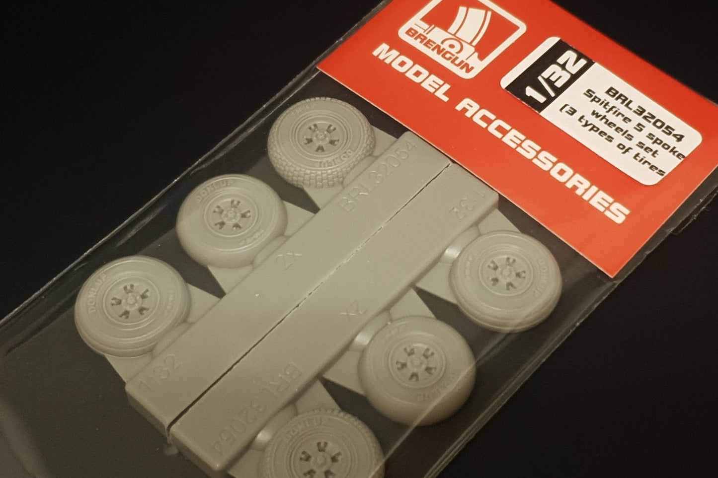 Brengun BRL32054 1:32 Supermarine Spitfire 5 spoke wheels set (3 types of tyres)