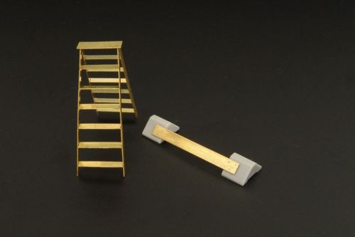 Brengun BRL72043 1:72 WWII British Wheel Chocks & Step Ladder