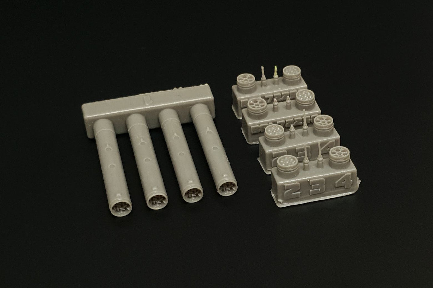 Brengun BRL72250 1:72 LAU-131 U.S. Rocket Containers (4pcs)