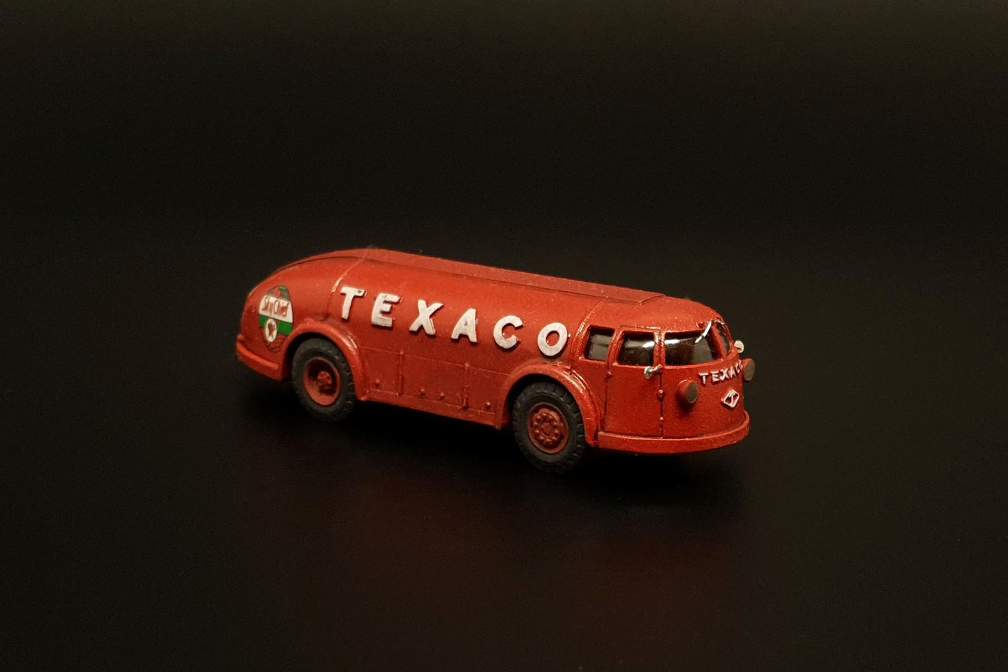 Brengun BRS144059 1:144 Doodlebug Texaco Refuelling Truck