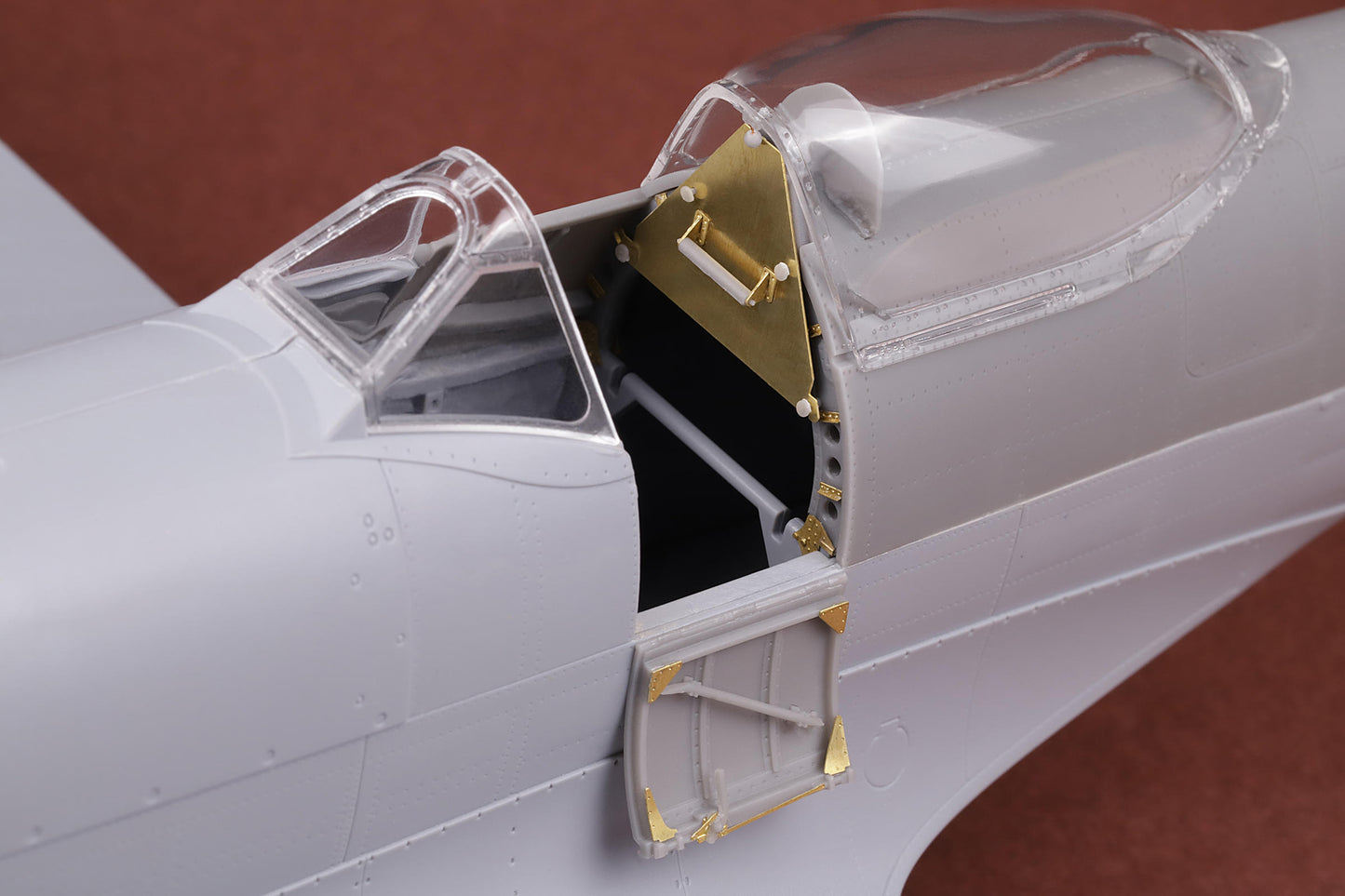 Attittude Aviation BUC-24002 1:24 Supermarine Spitfire Mk.XVIe Resin Conversion Kit