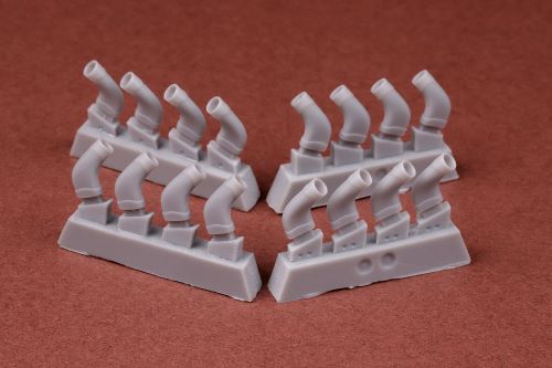 Attittude Aviation BUC-24033 1:24 Supermarine Spitfire Round Stacks