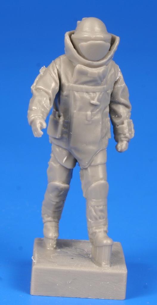 CMK F48291 1:48 Bomb Disposal Technician