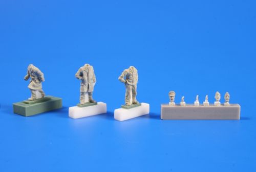 CMK F72249 1:72 U-Boat U-IXC Crew Returning from a Cruise Part II (3 figs.)