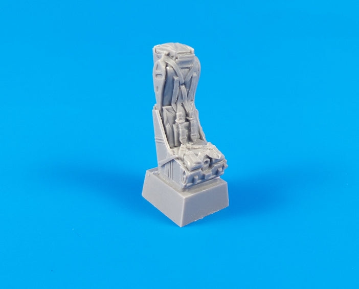 CMK Q48268 1:48 Republic RF-84F Thunderflash Correction MB GY5/GT5 Seat with Harness
