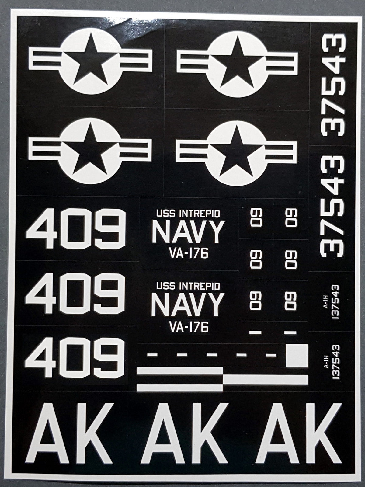 Dead Design Models NM32012 1:32 Douglas A-1H Skyraider National Insignia paint masks and USN markings