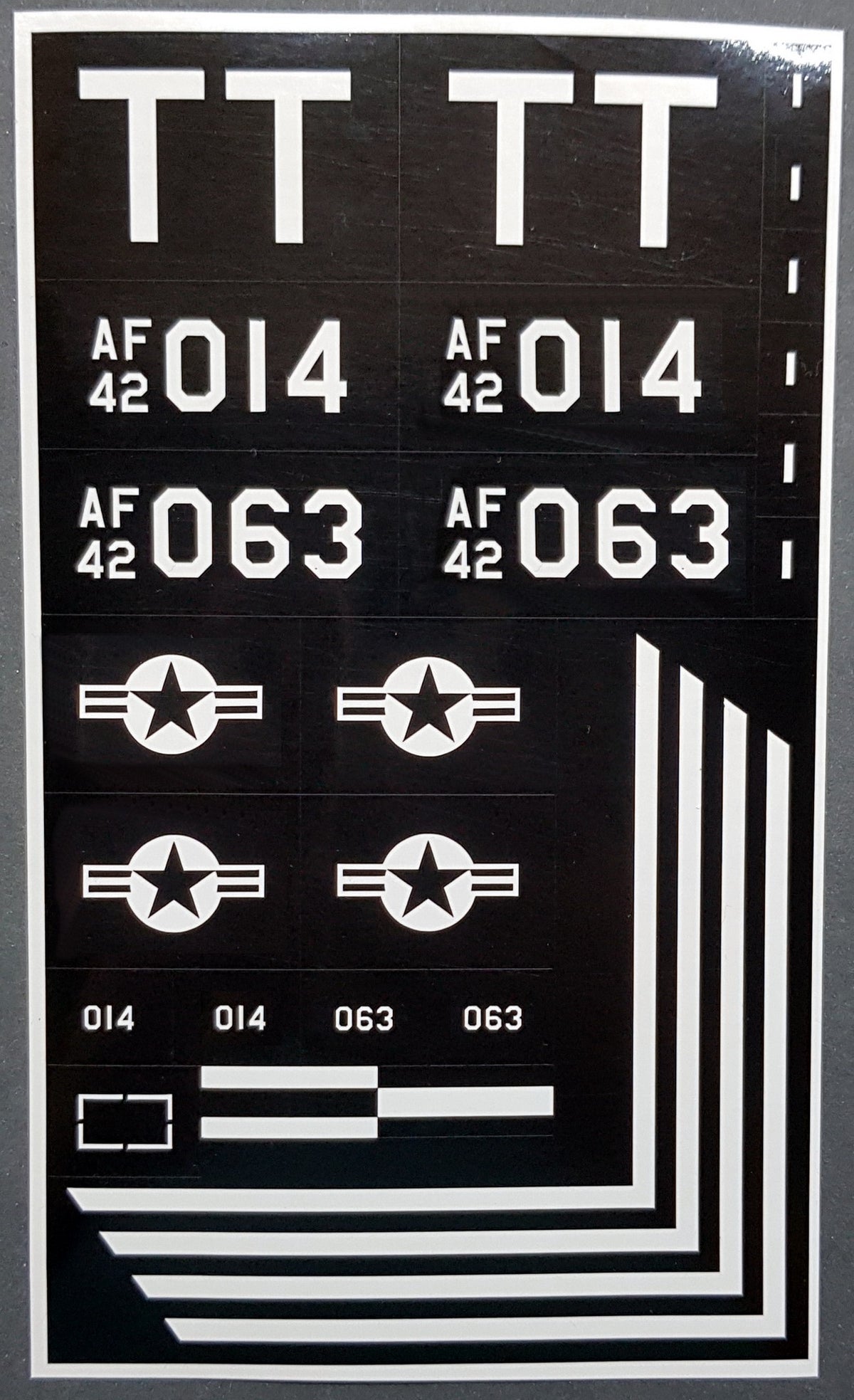Dead Design Models NM32013 1:32 A-1J Skyraider National Insignia paint masks and USN markings