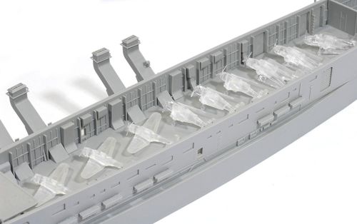 Dragon 1024 1:350 USS Independence CVL-22