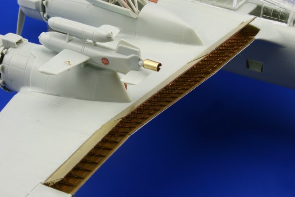 Eduard 72464 1:72 Focke-Wulf Fw-200C-5 /C-8 Condor landing flaps