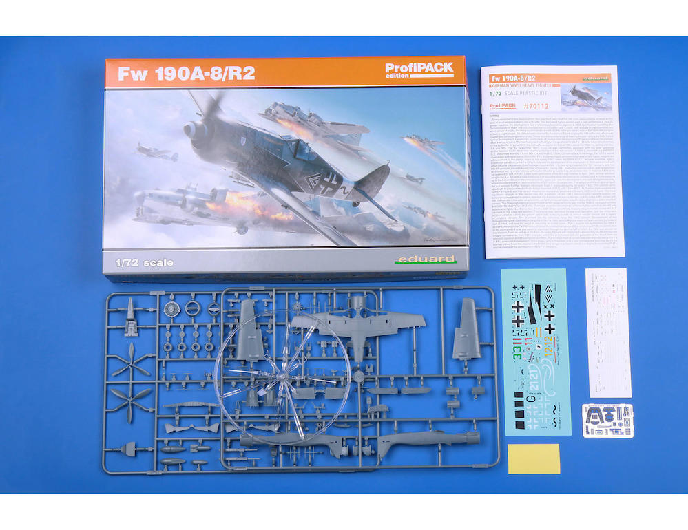 Eduard kits 70112 1:72  Focke-Wulf Fw-190A-8/R2 ProfiPACK