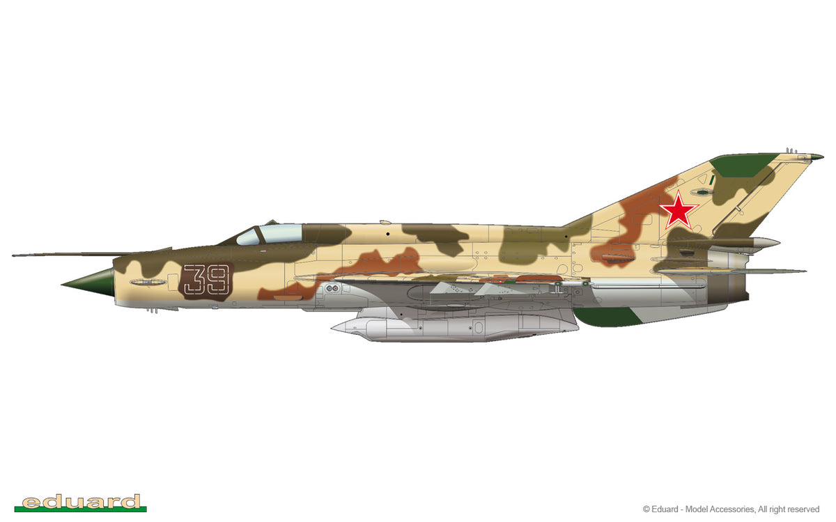 Eduard kits 8238 1:48 Mikoyan MiG-21R ProfiPACK edition