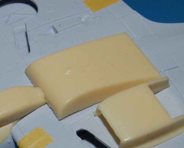 Freightdog 48S02 1:48 Supermarine Spitfire Mk.Vb 30 Gallon Slipper Tank
