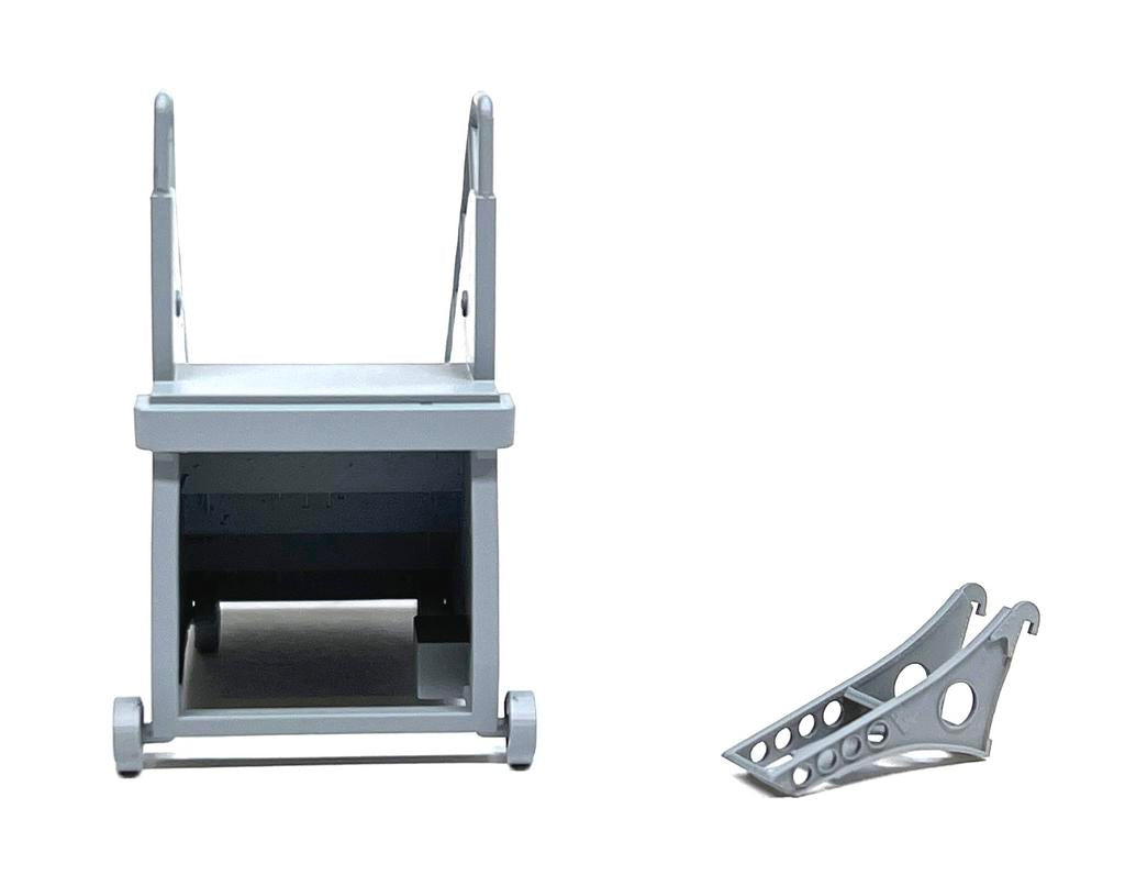 AIM - Ground Equipment GE48040 1:48 Douglas DC-3/C-47/Dakota Passenger Steps plus C-47 portable steps