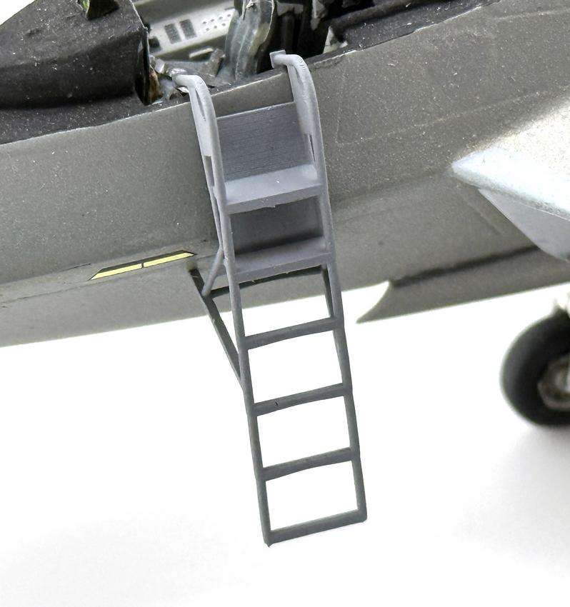 AIM - Ground Equipment GE72118 1:72 Lockheed-Martin F-22 Raptor crew ladder