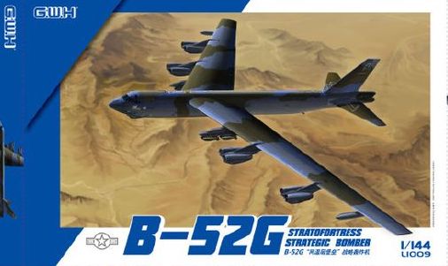 Great Wall Hobby L1009 1:144 Boeing B-52G Stratofortress Strategic Bomber