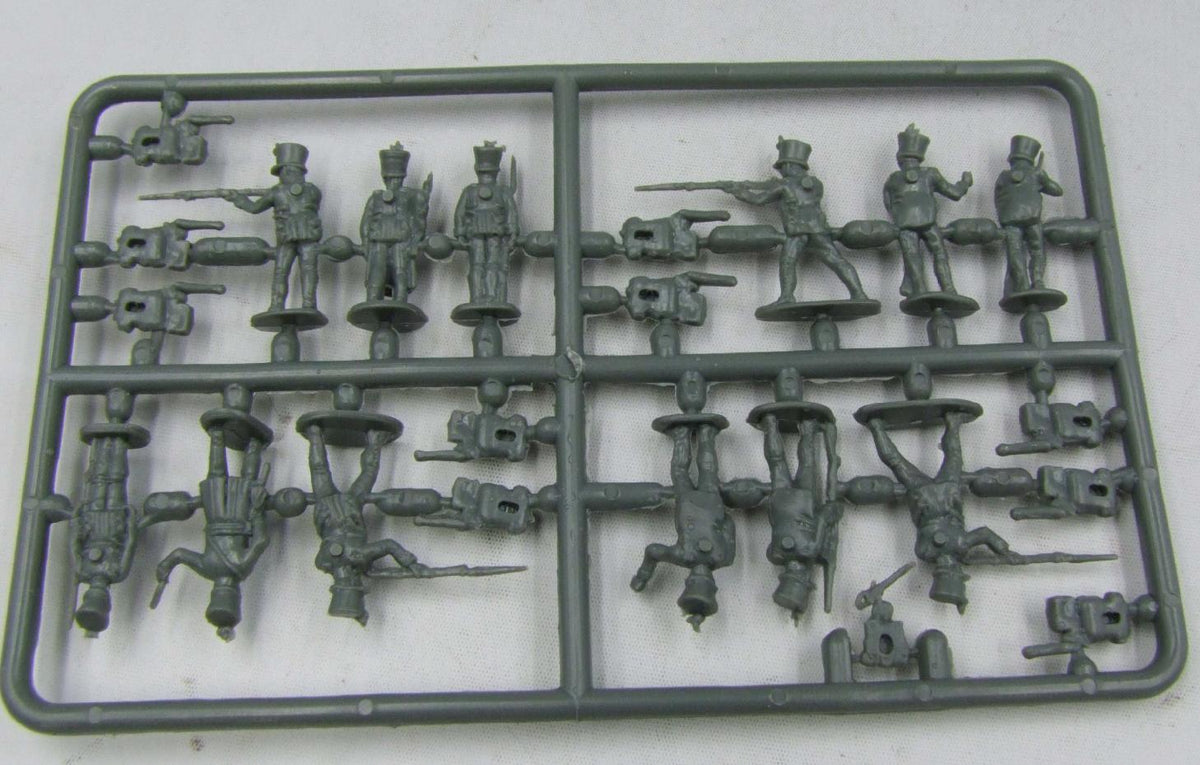 HAT Industrie 8165 1:72 Napoleonic Austrians Firing Line