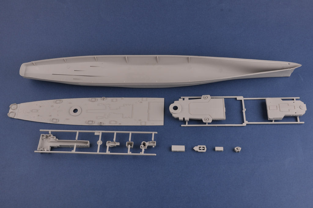 Hobby Boss 86514 1:350 USS Guam CB-2