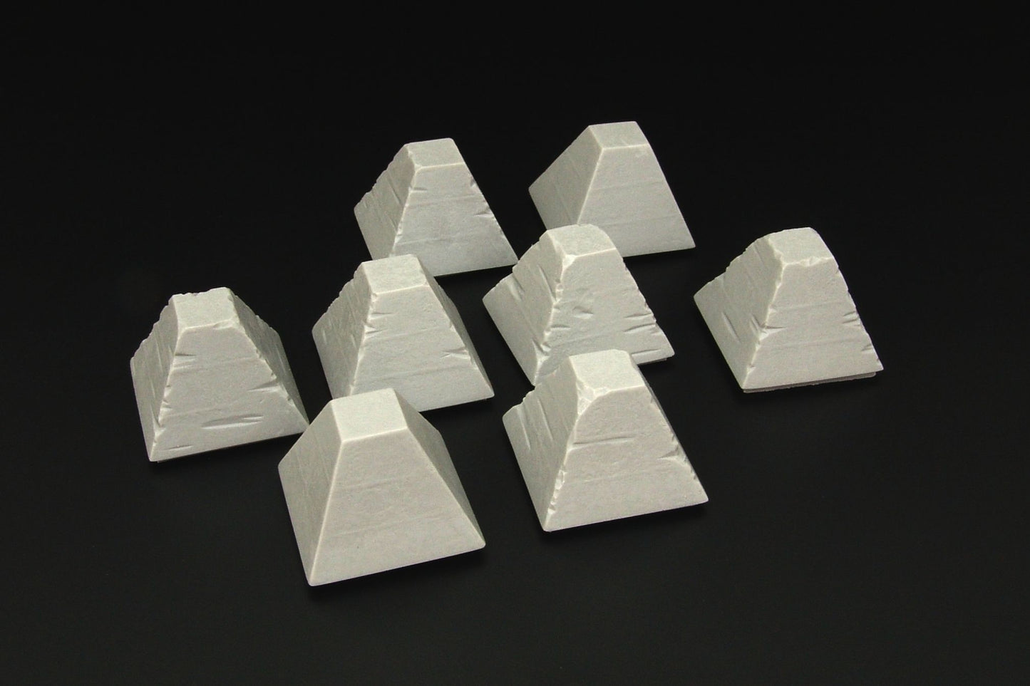 Hauler HLU35096 1:35 Dragon's Teeth Tank Traps (8pcs)