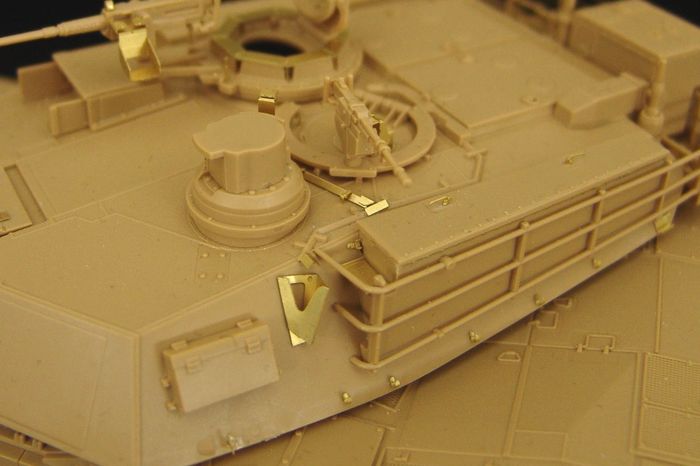 Hauler HLX48385 1:48 M1A2 Abrams Detail Set