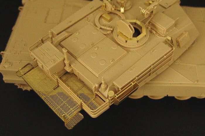 Hauler HLX48385 1:48 M1A2 Abrams Detail Set