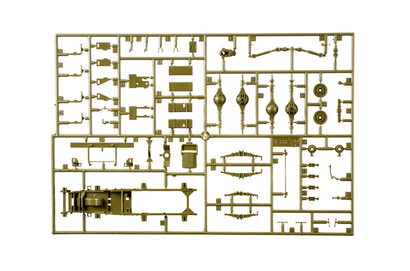 Italeri 233 1:35 Chevrolet 15 CWT Lorry