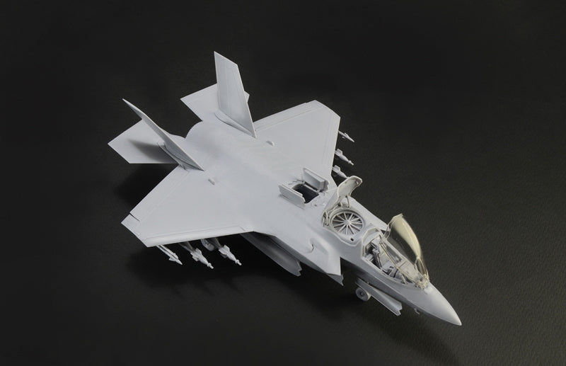 Italeri 1425 1:72 Lockheed-Martin F-35B Lightning II STOVL Version