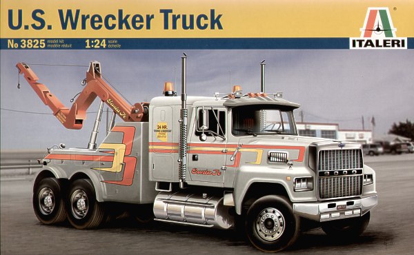 Italeri 3825 1:24 U.S. Wrecker Truck