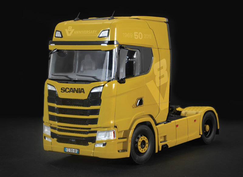 Italeri 3927 1:24 Scania S730 Highline 4x2