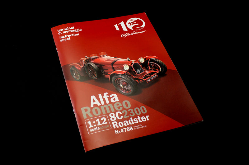 Italeri 4708 1:12 Alfa Romeo 8C 2300 Roadster 100th Anniversary