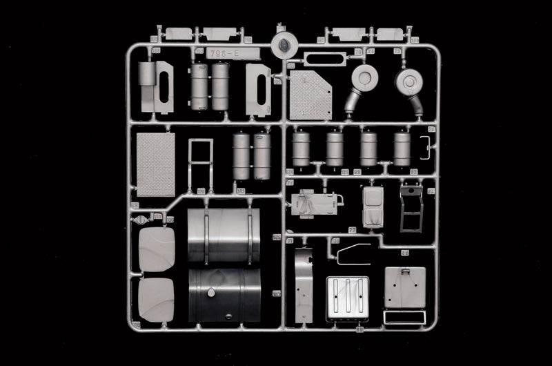 Italeri 90767 1:24  Iveco 190.38 Cowboy