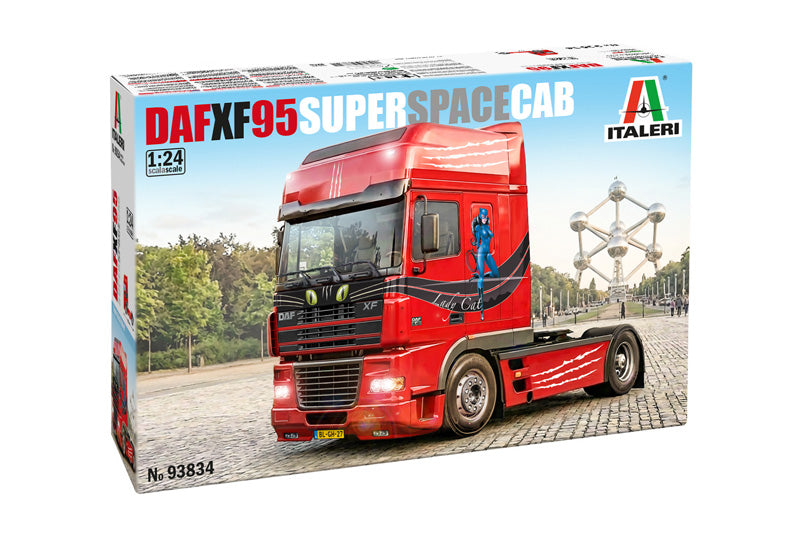 Italeri 93834 1:24 DAF XF 95 SUPER SPACE CAB