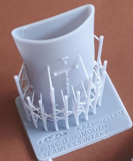 Kazan Model Dynamics KAZ48021TAM 1:48 Lockheed-Martin F-16C Fighting Falcon Seamless Intake 3D-Printed