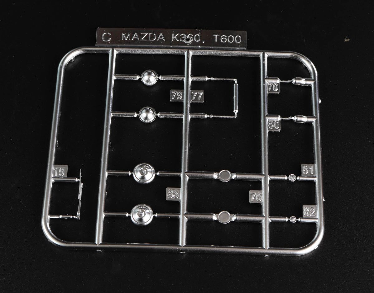 KA-Models KP-24001 1:24 Mazda K360