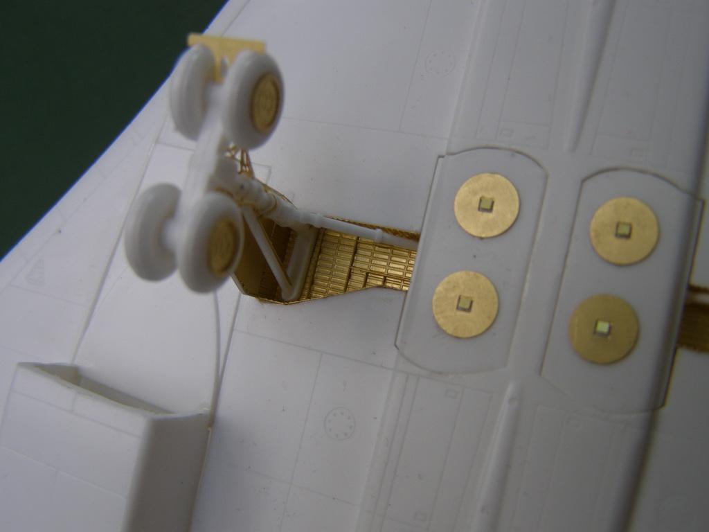 Metallic Details MD14407 1:144 Aerospatiale Concorde Set contains parts for detailing the exterior of the aircraft