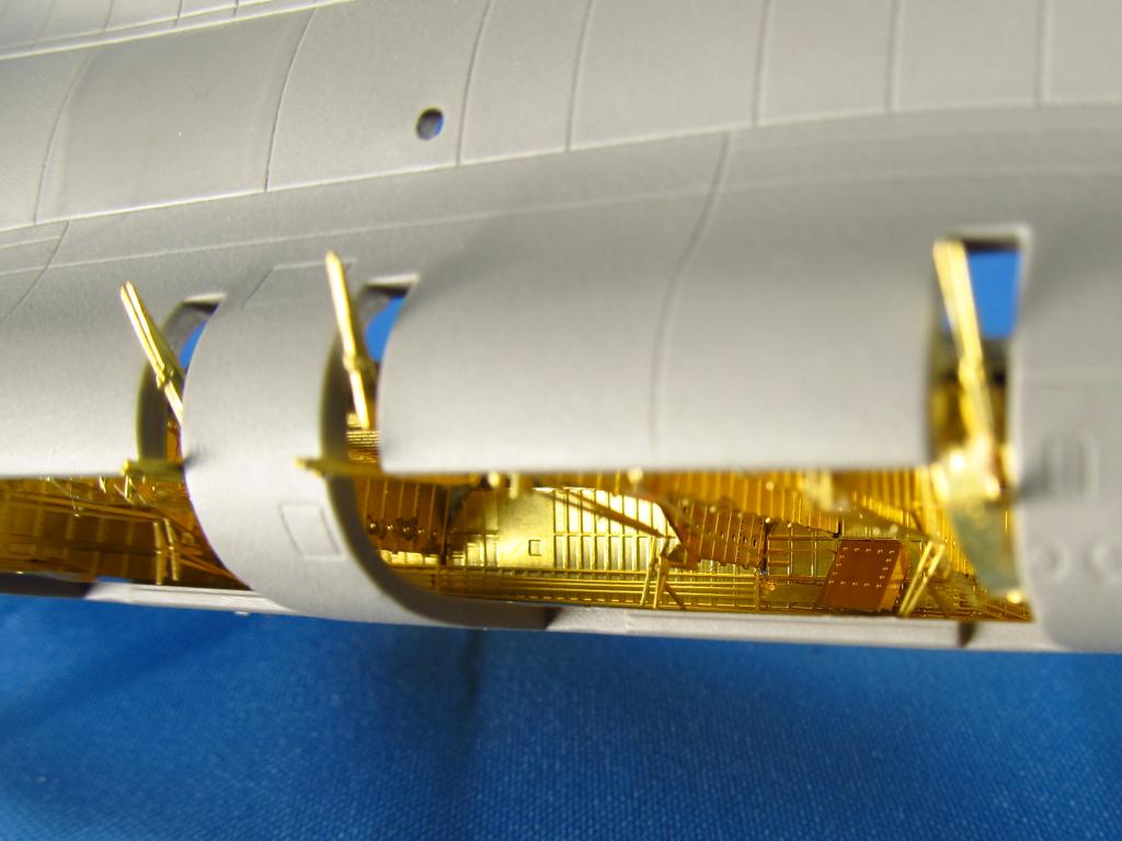 Metallic Details 14434 1:144 Lockheed C-5B Galaxy. Wheel bays