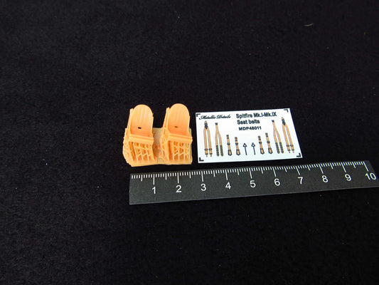 Metallic Details R48262 1:48 Supermarine Spitfire seats x 2 with seatbelts (3d-printed)