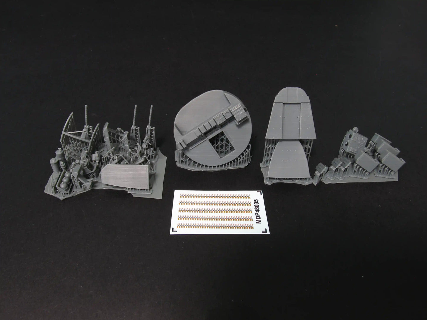 Metallic Details MDR48283 1:48 B-17F Flying Fortress Bombardierâ€™s cockpit (Interior set)