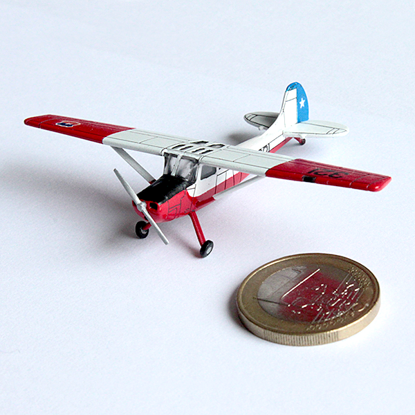 Miniwing-Plastic 302 1:144 Cessna O-1 BIRD DOG / Chilean AF