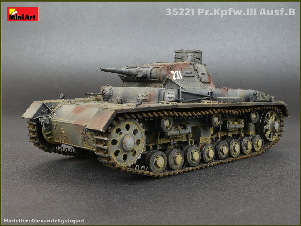 MiniArt 35221 1:35 Pz.Kpfw.III Ausf.B with Crew Special Edition