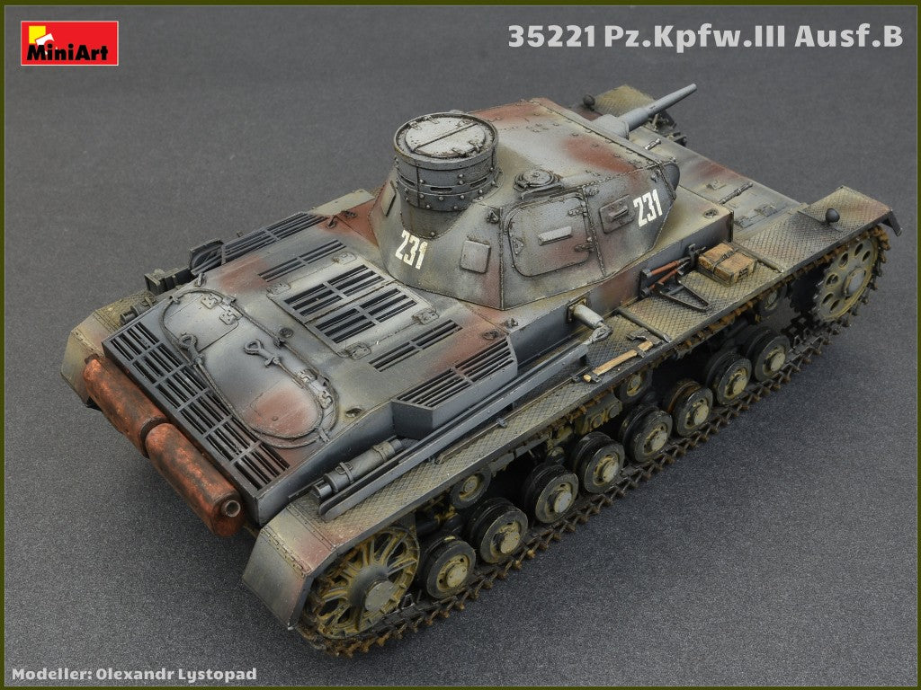 MiniArt 35221 1:35 Pz.Kpfw.III Ausf.B with Crew Special Edition