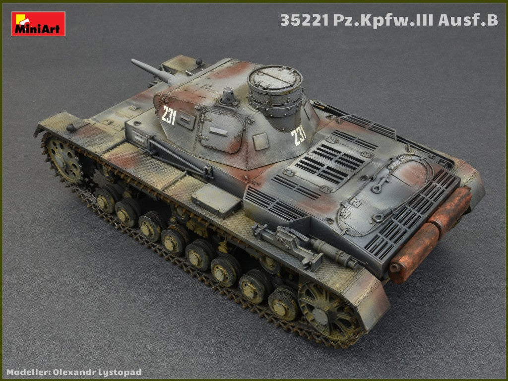 MiniArt 35221 1:35 Pz.Kpfw.III Ausf.B with Crew Special Edition