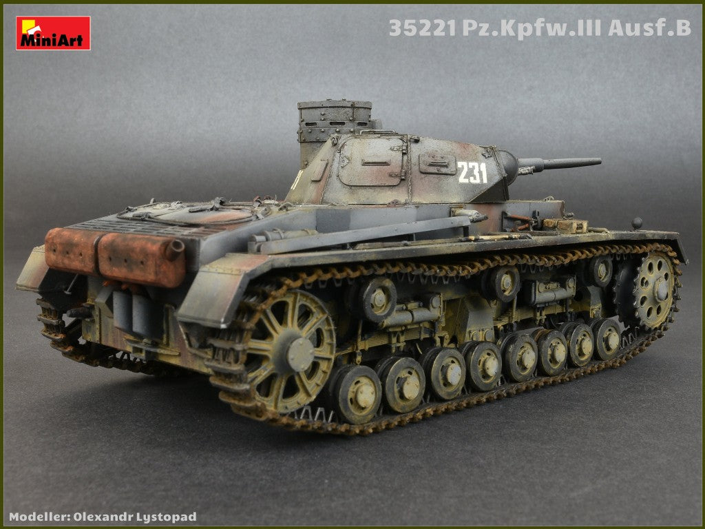 MiniArt 35221 1:35 Pz.Kpfw.III Ausf.B with Crew Special Edition