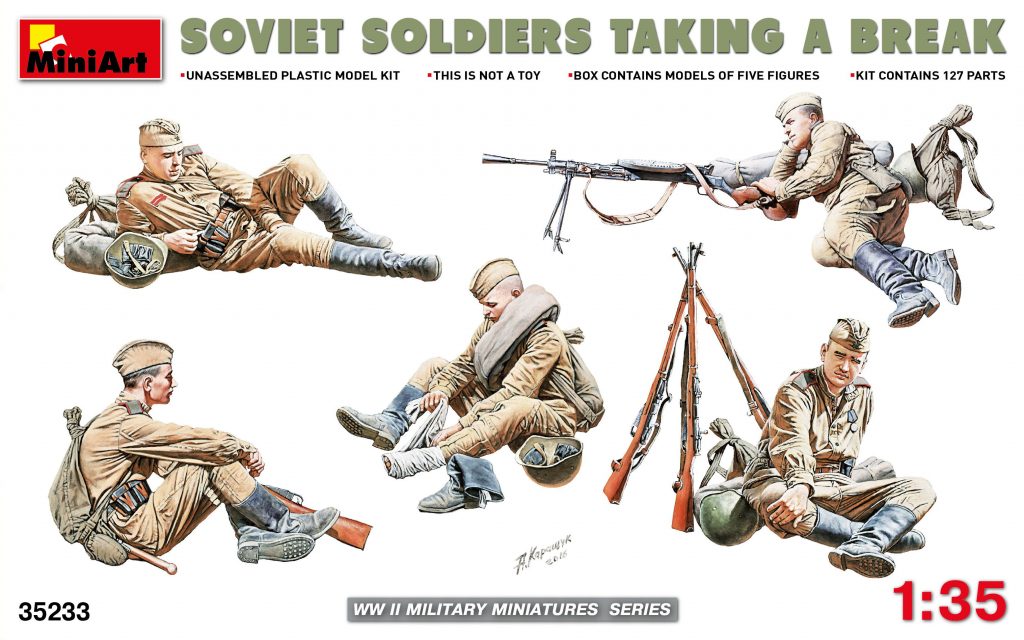 Mini Art 35233 1:35 Soviet Soldiers Taking a Break (WWII)