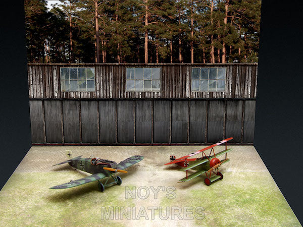 Noy's Miniatures 14412 1:144 'WWI Airfield Set with Bonus Backdrop